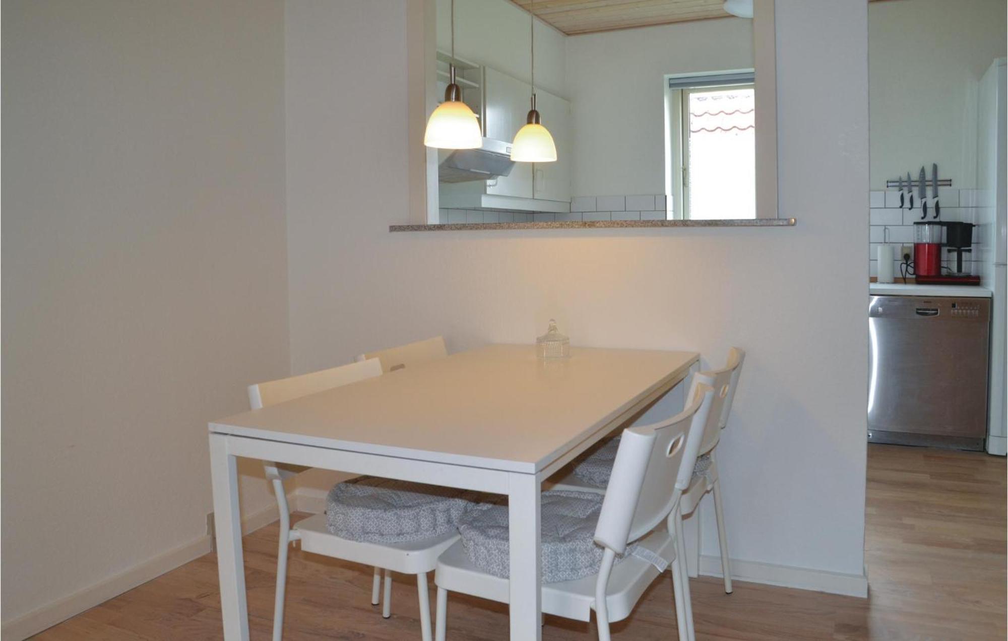 Cozy Apartment In Varde With Kitchen 外观 照片
